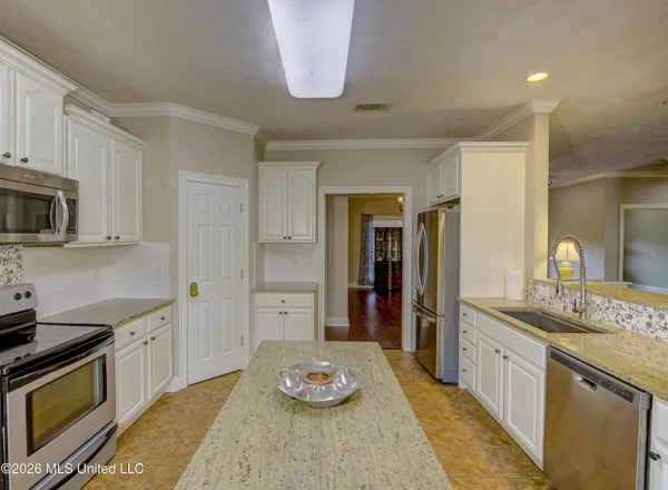$350,000 | 33 Birkdale Circle, Vicksburg, MS 39183