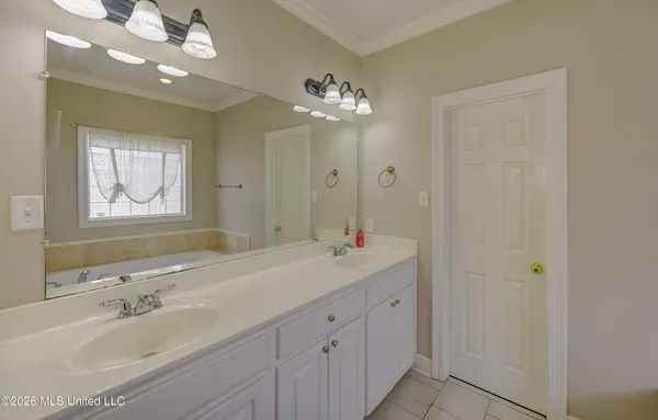 $350,000 | 33 Birkdale Circle, Vicksburg, MS 39183