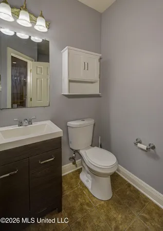 $350,000 | 33 Birkdale Circle, Vicksburg, MS 39183