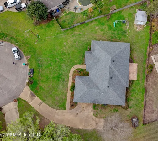 $350,000 | 33 Birkdale Circle, Vicksburg, MS 39183