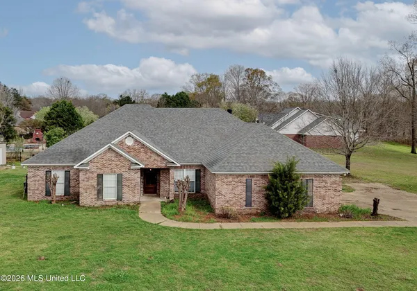 $350,000 | 33 Birkdale Circle, Vicksburg, MS 39183