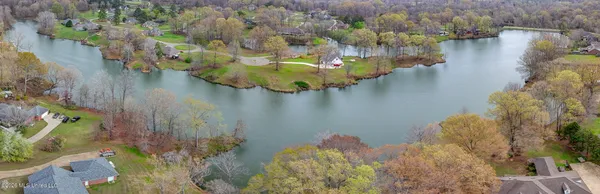 $350,000 | 33 Birkdale Circle, Vicksburg, MS 39183