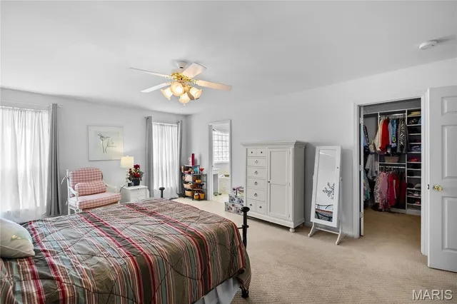 $425,000 | 146 Huntington Crossing Drive, St. Peters, MO 63376