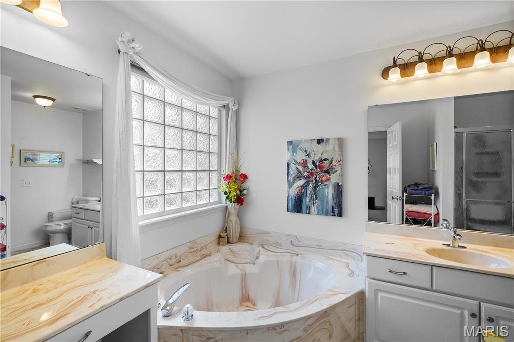 146 Huntington Crossing Drive St. Peters, MO 63376 - Photo 14 of 25