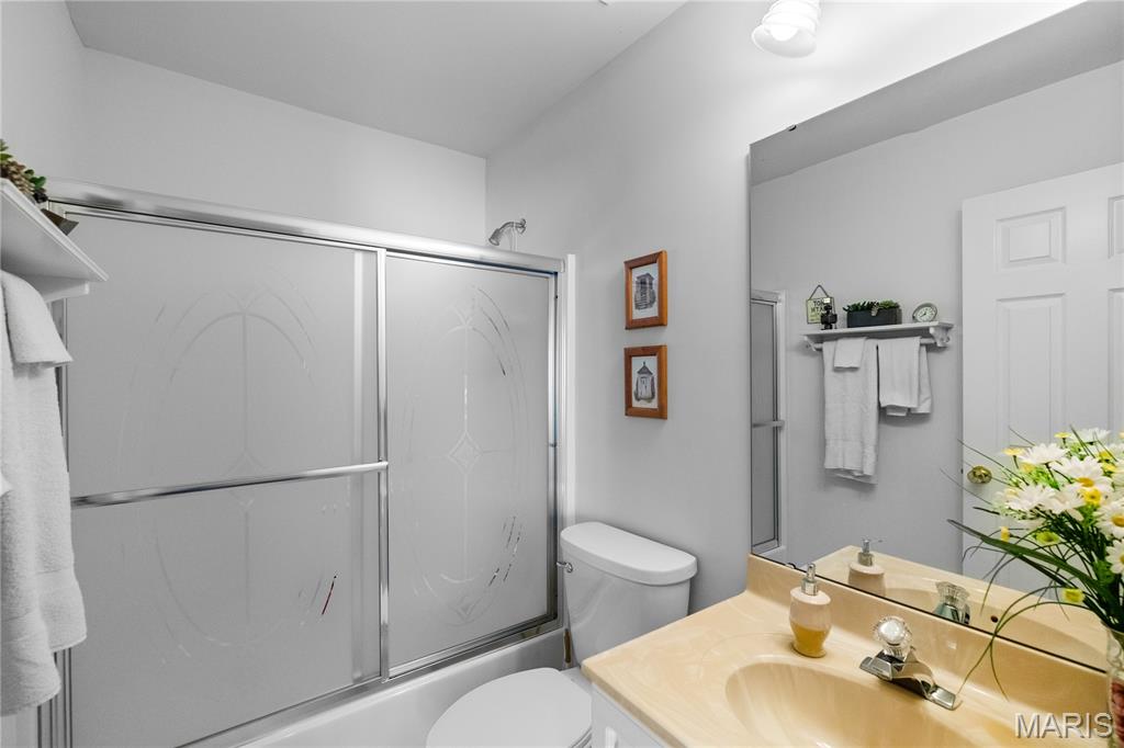 146 Huntington Crossing Drive St. Peters, MO 63376 - Photo 17 of 25