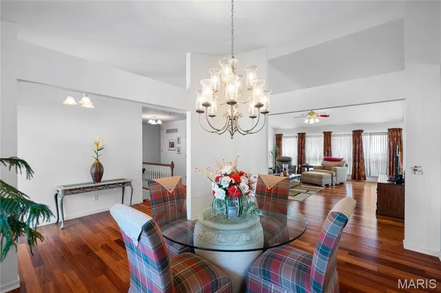 $425,000 | 146 Huntington Crossing Drive, St. Peters, MO 63376