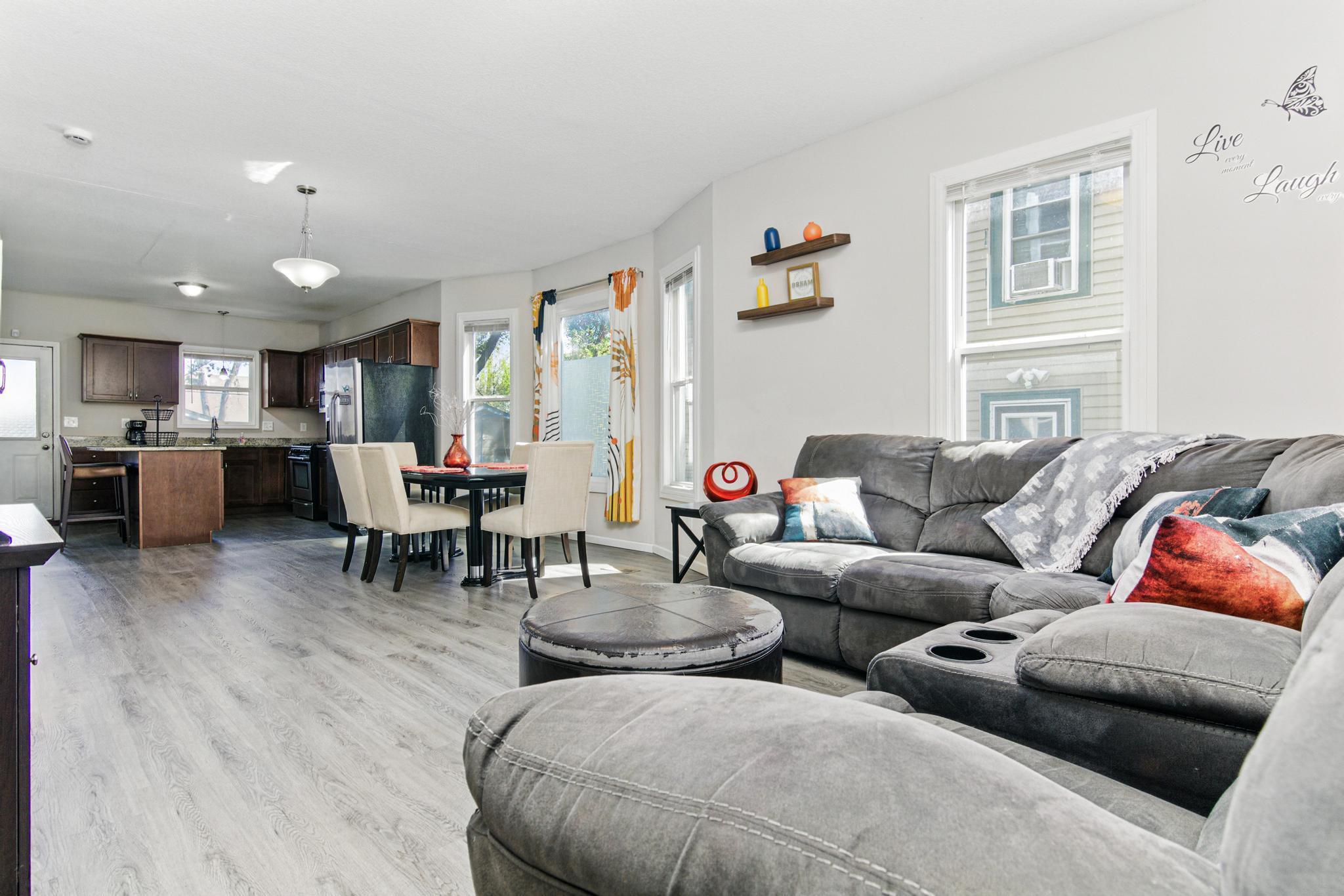 969 Carroll Avenue St. Paul, MN 55104 - Photo 3 of 33