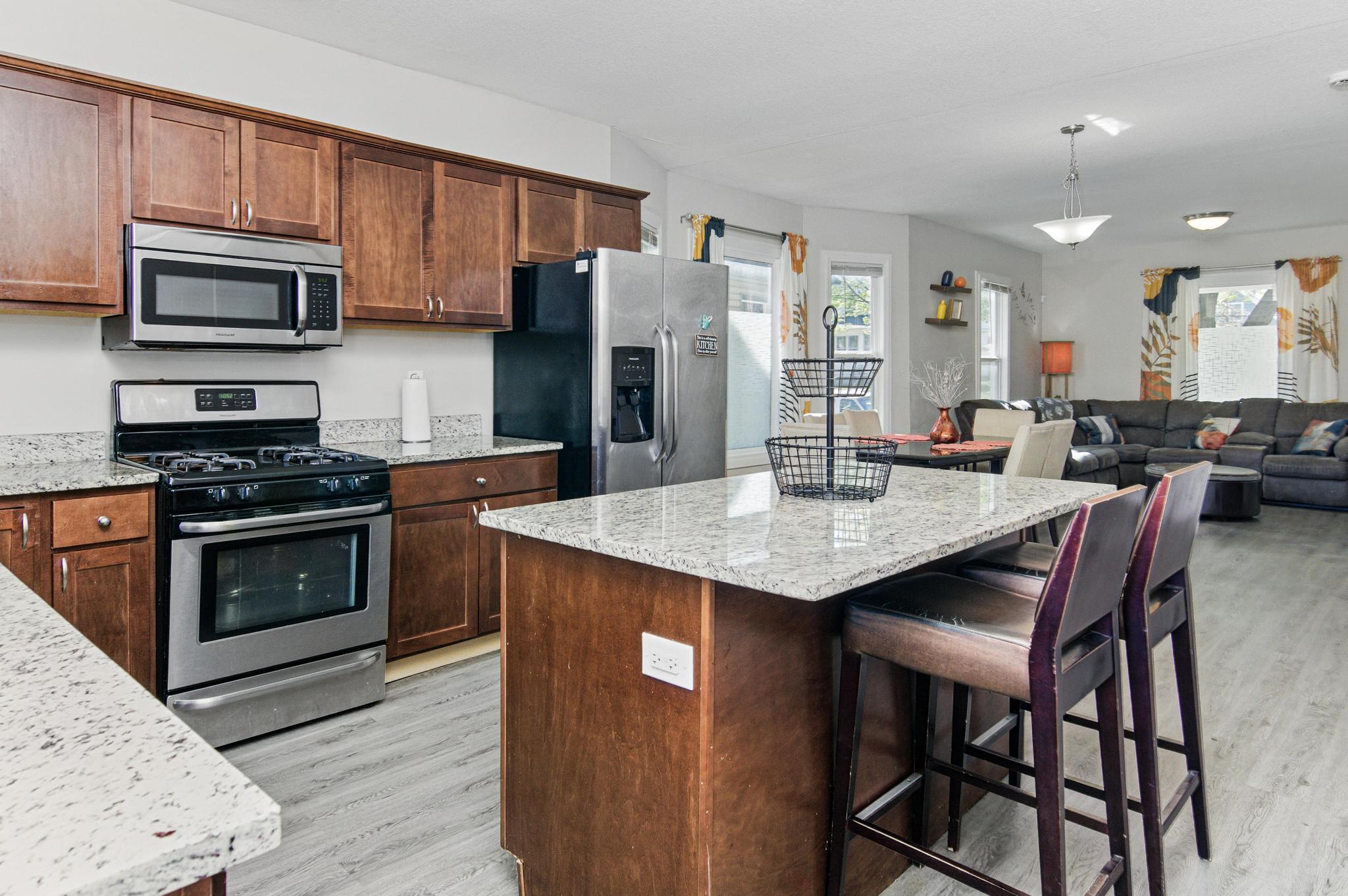 969 Carroll Avenue St. Paul, MN 55104 - Photo 8 of 33