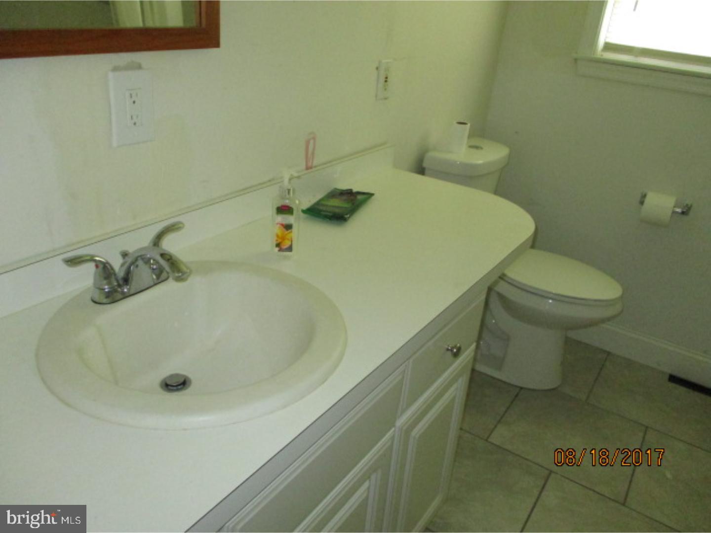 1279 Janvier Road Williamstown, NJ 08094 - Photo 4 of 7