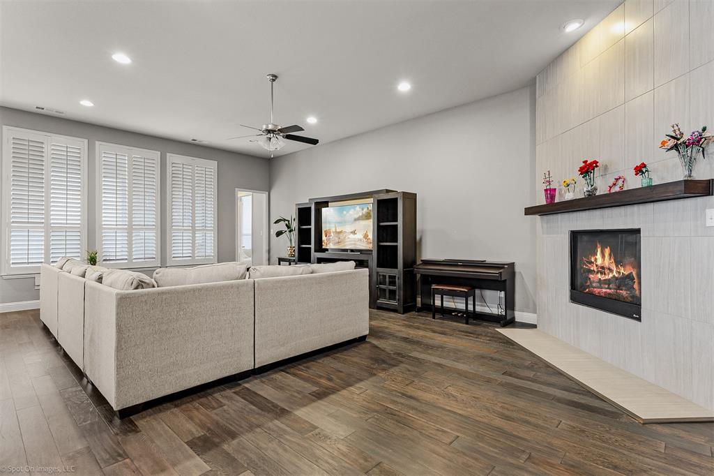 1026 Longhill Way Forney, TX 75126 - Photo 6 of 33