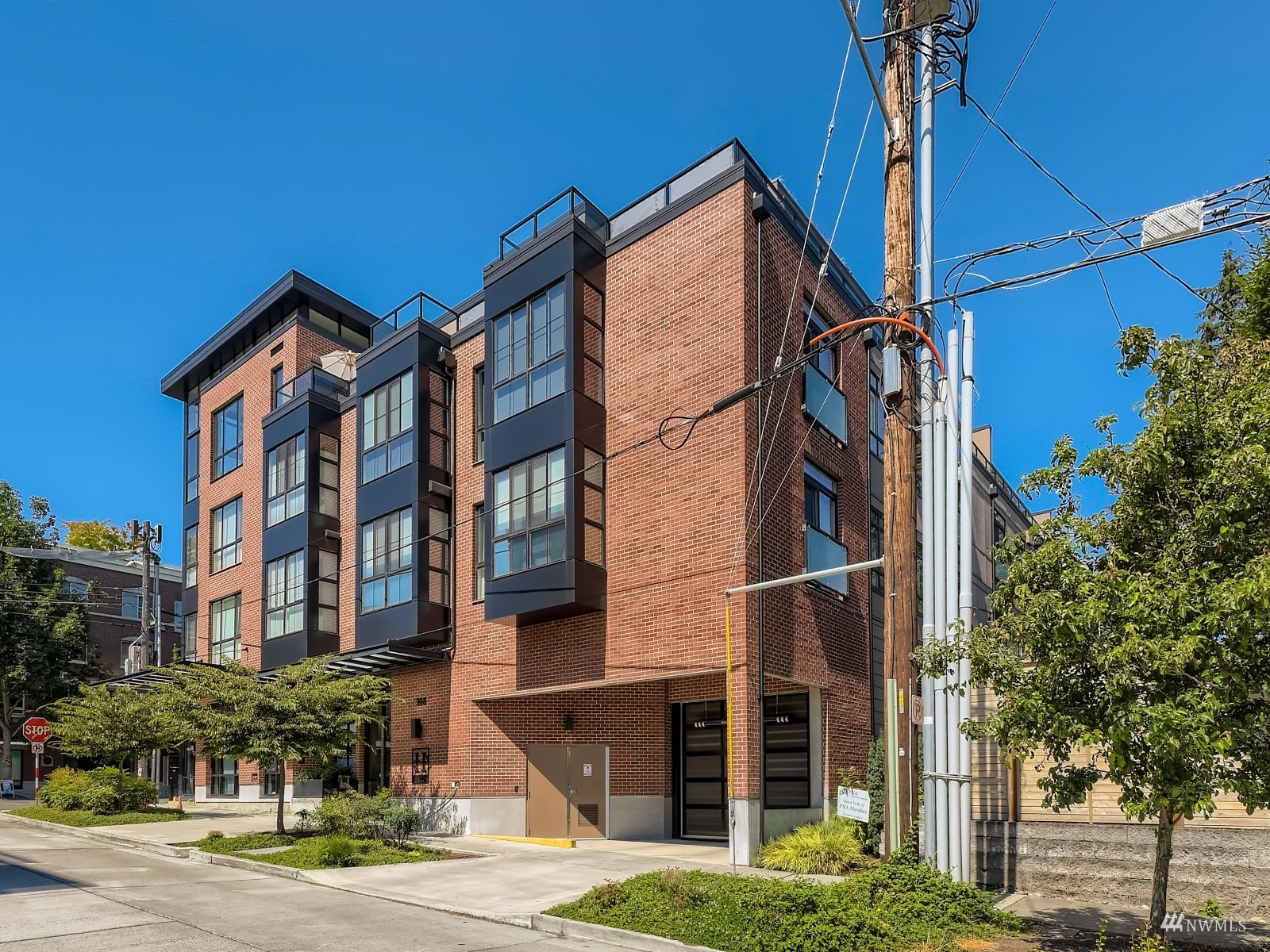 308 North 68th Street, Unit 304 Seattle, WA 98103 - Photo 18 of 32 Gallery Image 18