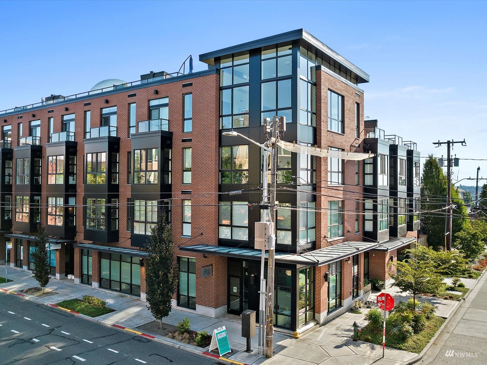 308 North 68th Street, Unit 304 Seattle, WA 98103 - Photo 23 of 32 Gallery Image 23