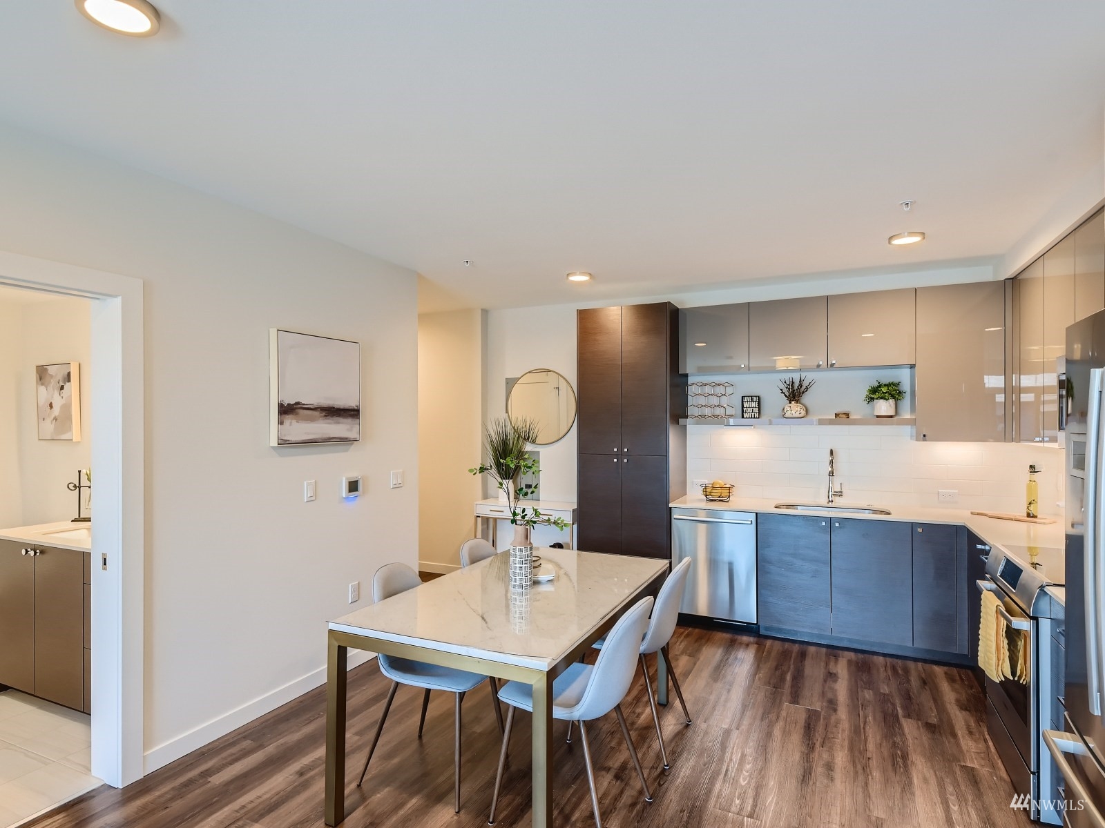 308 North 68th Street, Unit 304 Seattle, WA 98103 - Photo 8 of 32 Gallery Image 8