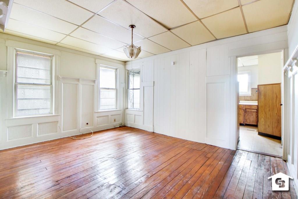 9415 Farragut Road Brooklyn, NY 11236 - Photo 4 of 11