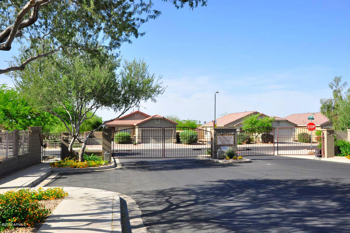 1002 East Pedro Road Phoenix, AZ 85042 - Photo 3 of 29 Gated Community