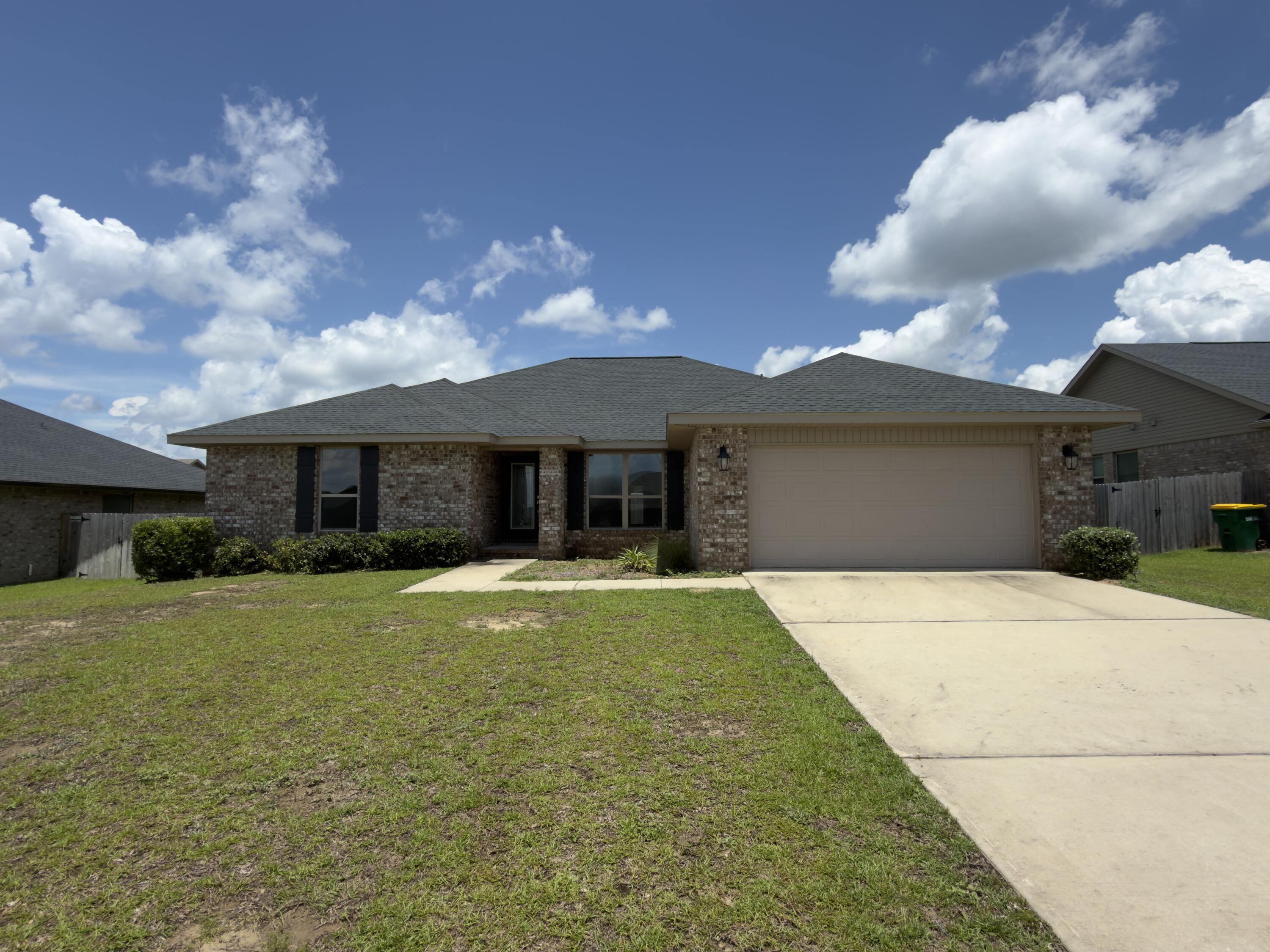 2112 Queen Street Crestview, FL 32536 - Photo 1 of 26 Front