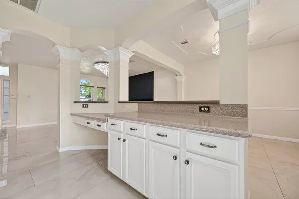 $2,400 | 6710 Creek Village Drive, Katy, TX 77449