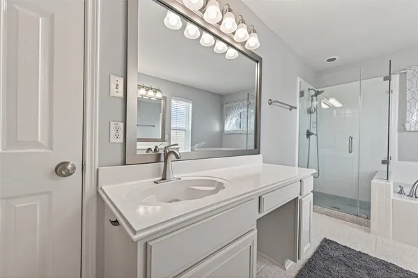 $2,400 | 6710 Creek Village Drive, Katy, TX 77449