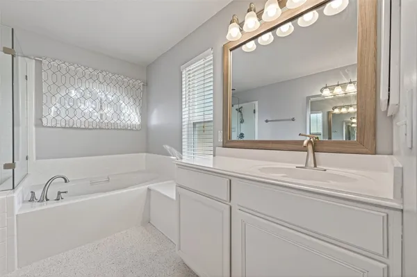 $2,400 | 6710 Creek Village Drive, Katy, TX 77449