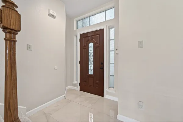$2,400 | 6710 Creek Village Drive, Katy, TX 77449