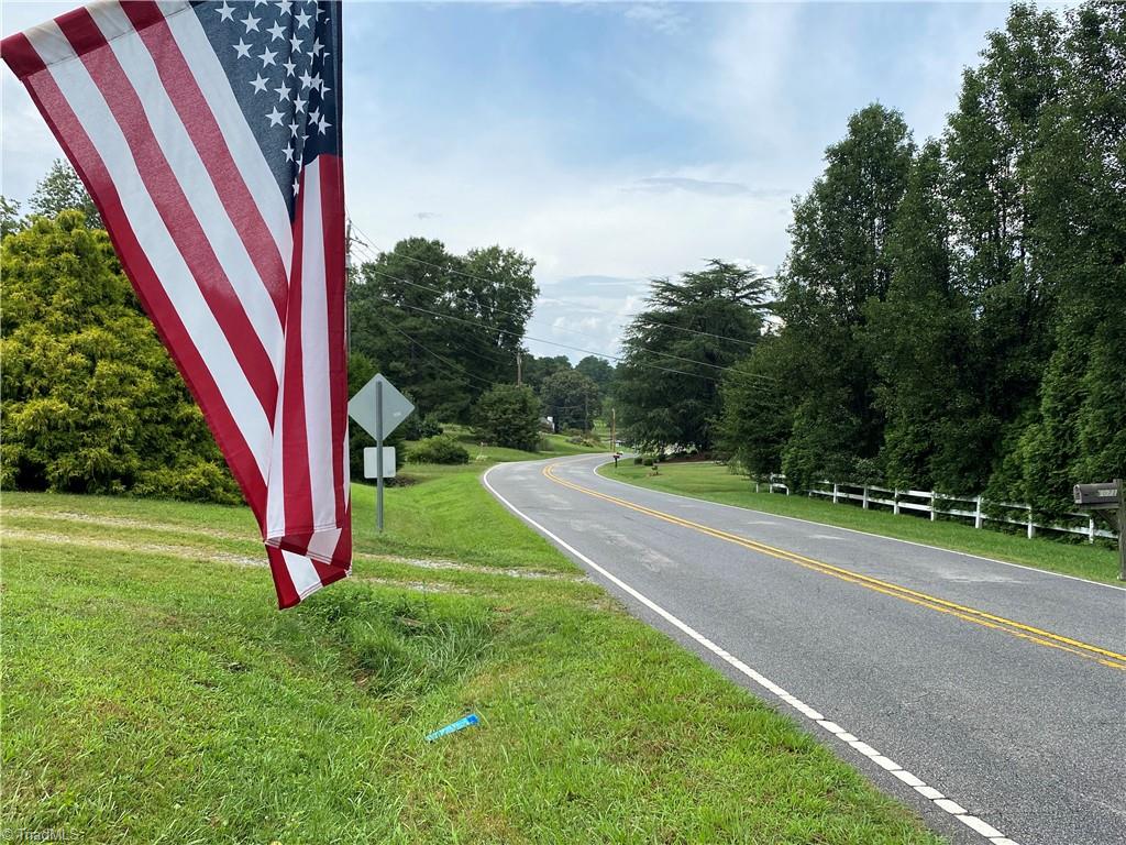 1071 Frye Bridge Road Clemmons, NC 27012 - Photo 6 of 18 Gallery Image 6
