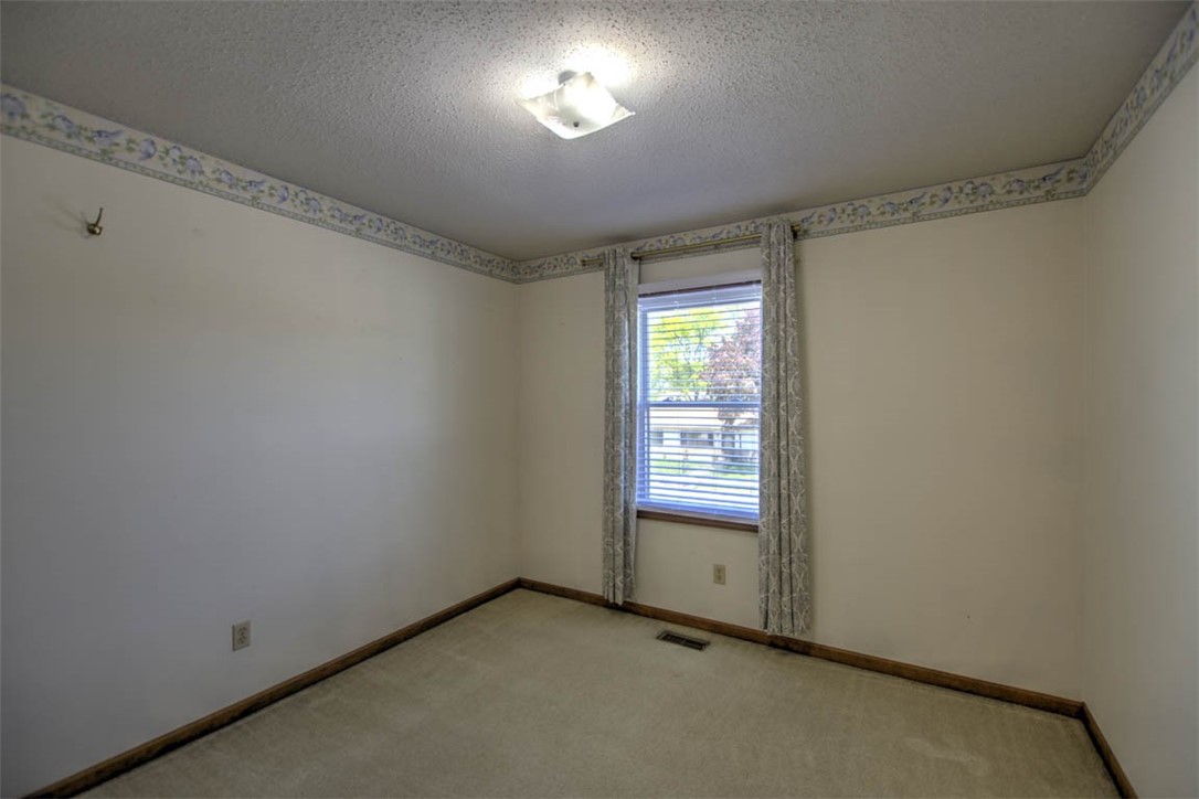 1555 Highland Place Decatur, IL 62526 - Photo 14 of 23 Gallery Image 14
