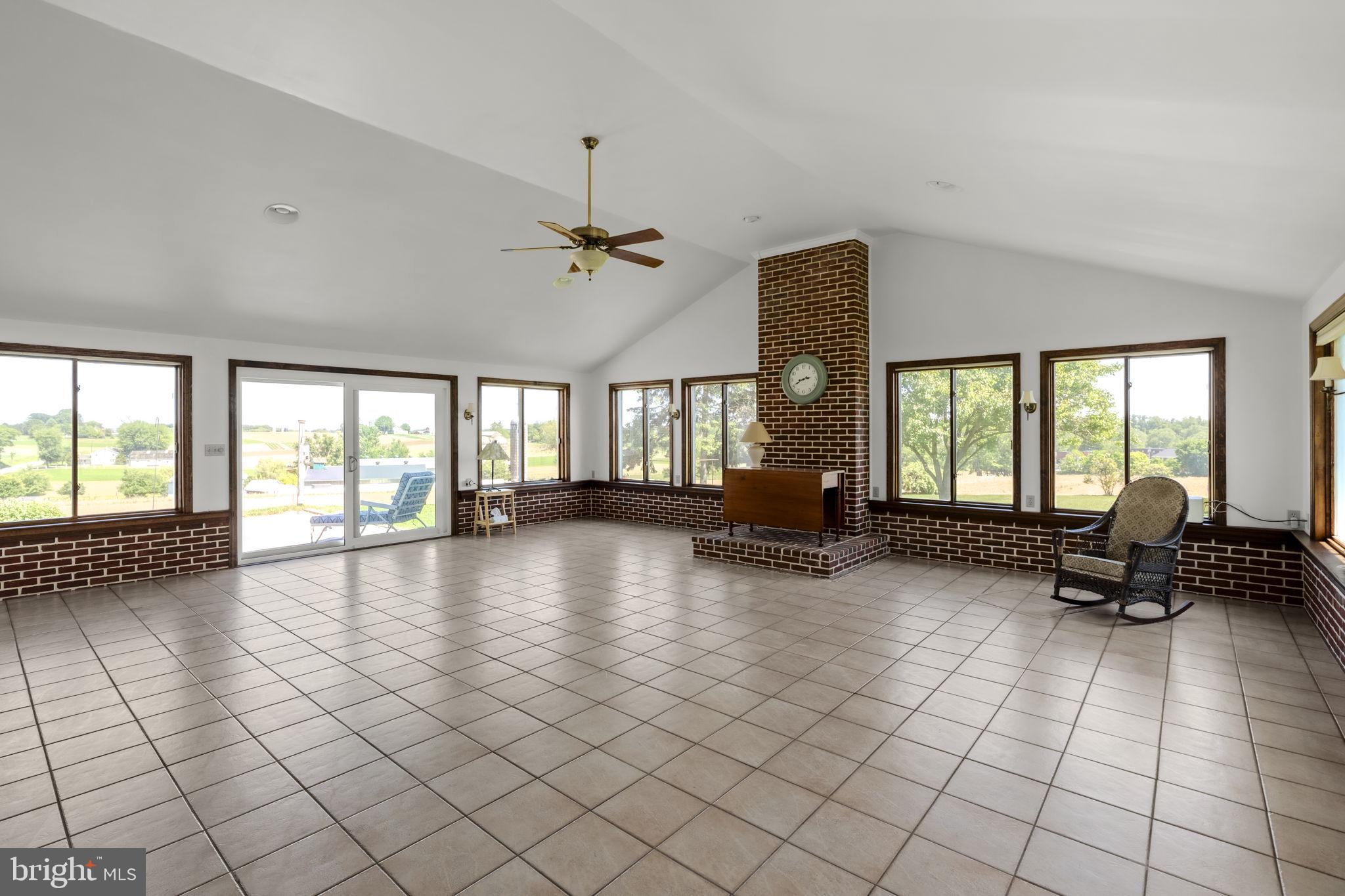 2136 Hobson Road Lancaster, PA 17602 - Photo 33 of 52
