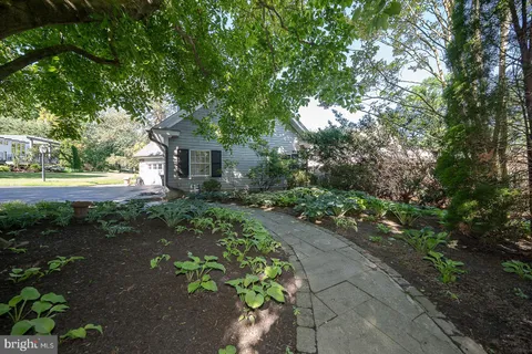 $2,395,000 | 101 East Brookhaven Road, Wallingford, PA 19086