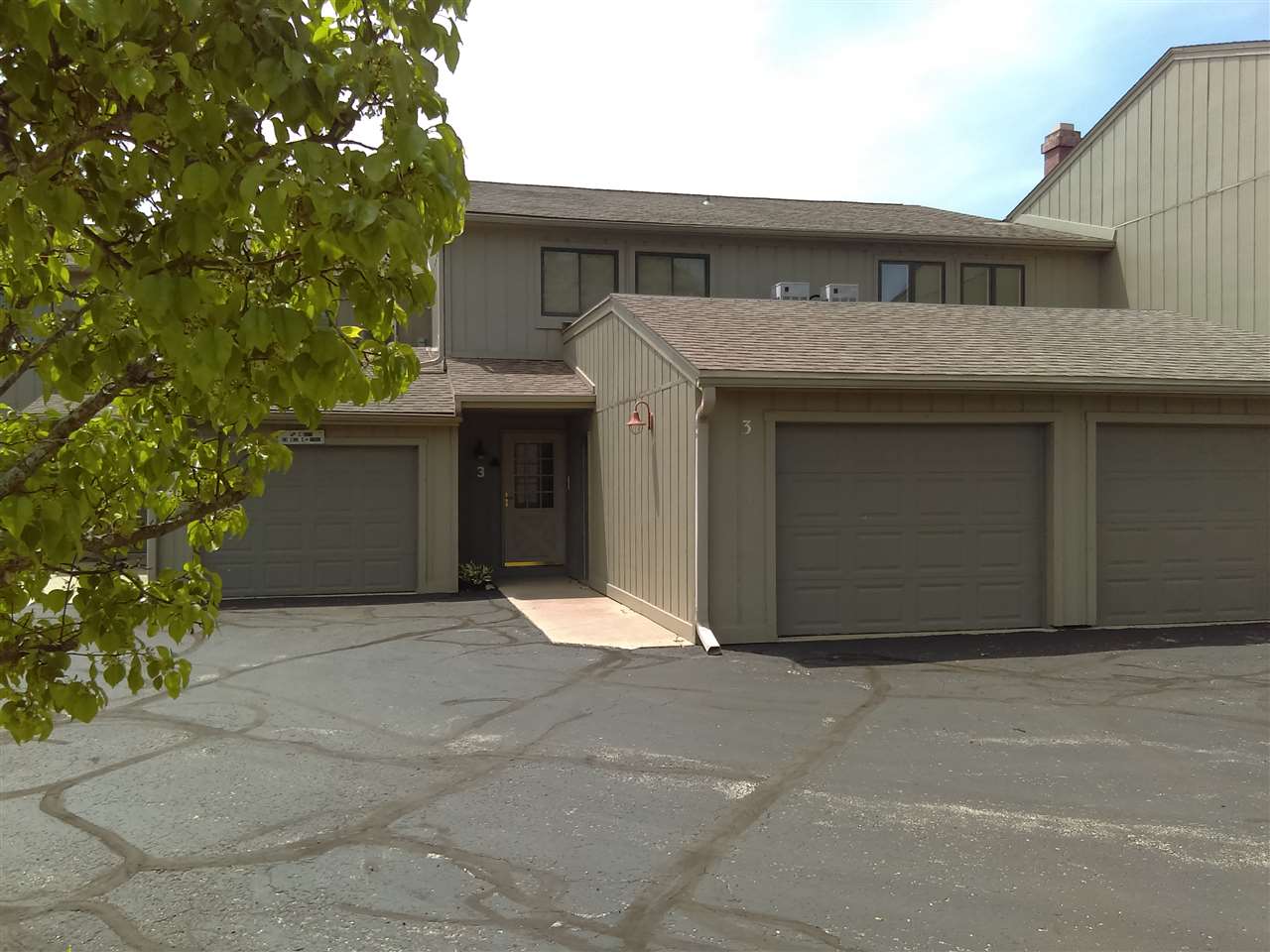 12601 Pleasant Grove Road, Unit 3 Syracuse, IN 46567 - Photo 22 of 25 Gallery Image 22