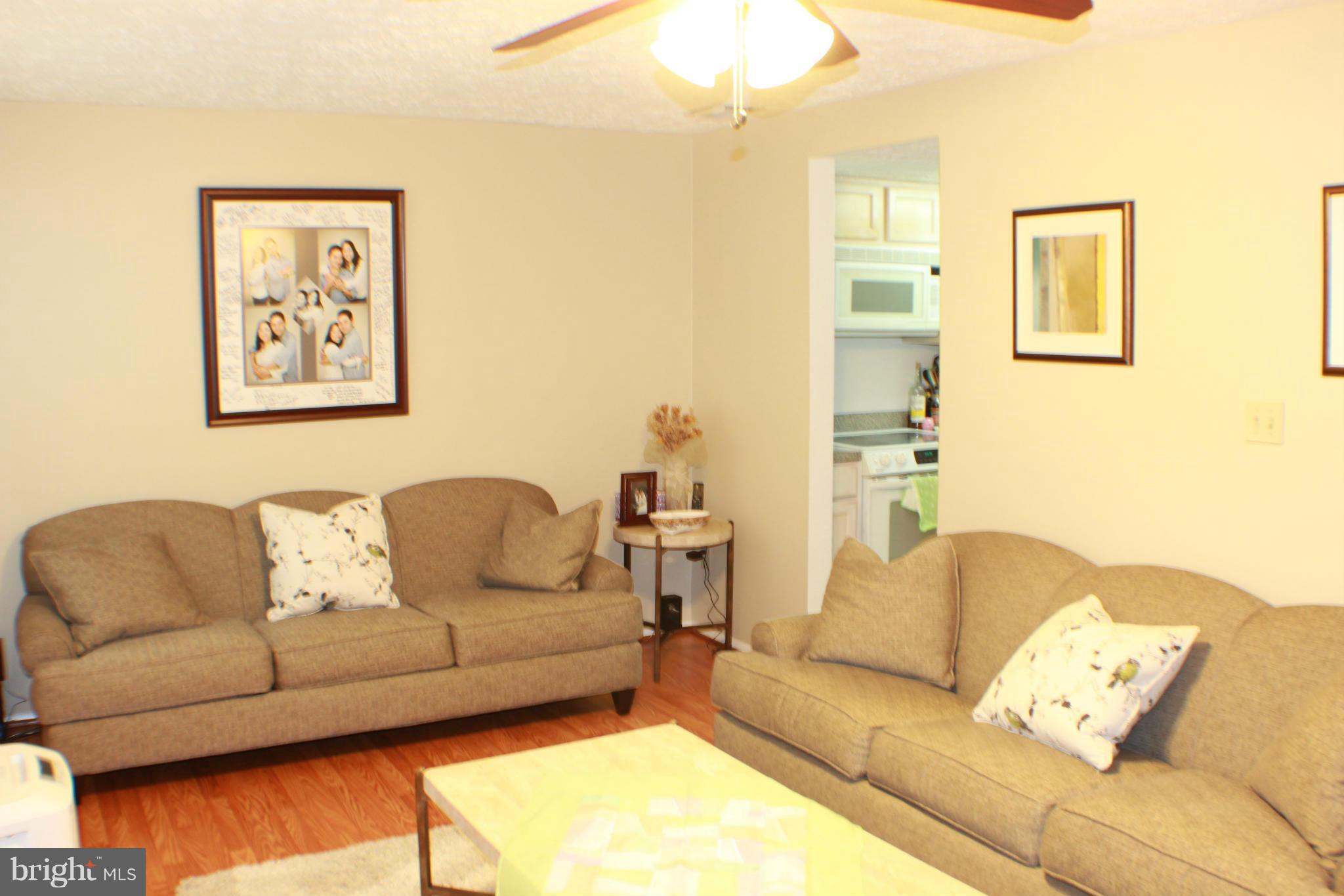 8788 Newington Commons Road Lorton, VA 22079 - Photo 3 of 25 Living Room