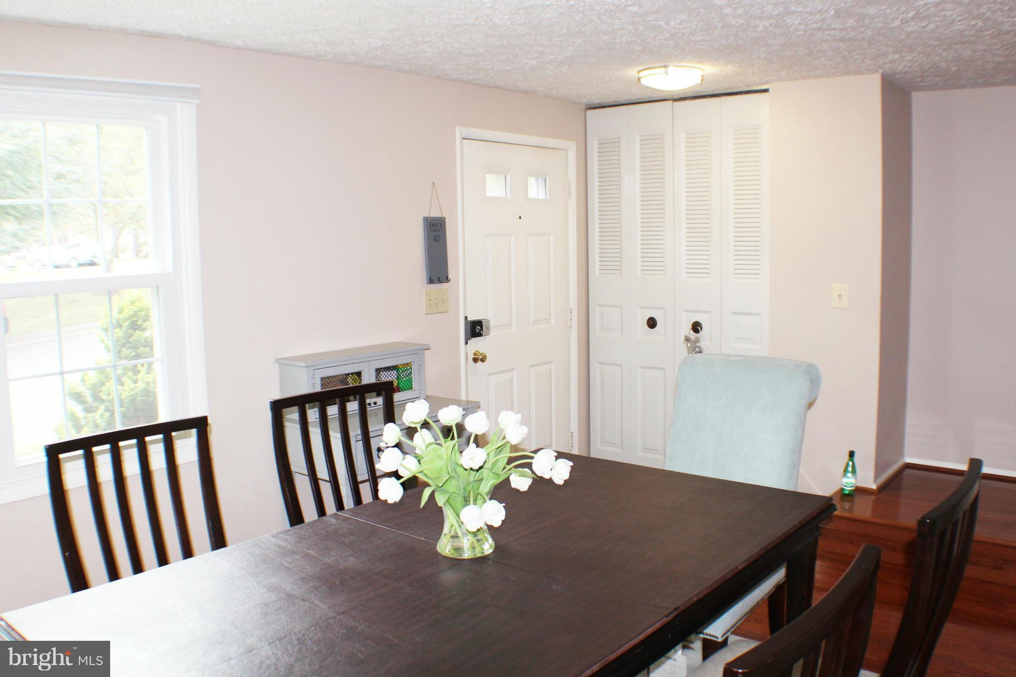 8788 Newington Commons Road Lorton, VA 22079 - Photo 5 of 25 Dining Room