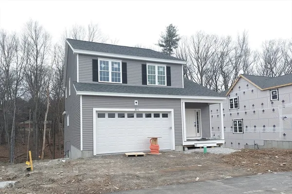 $655,000 | 197 C Crownshield Avenue, Unit 16C, Uxbridge, MA 01569