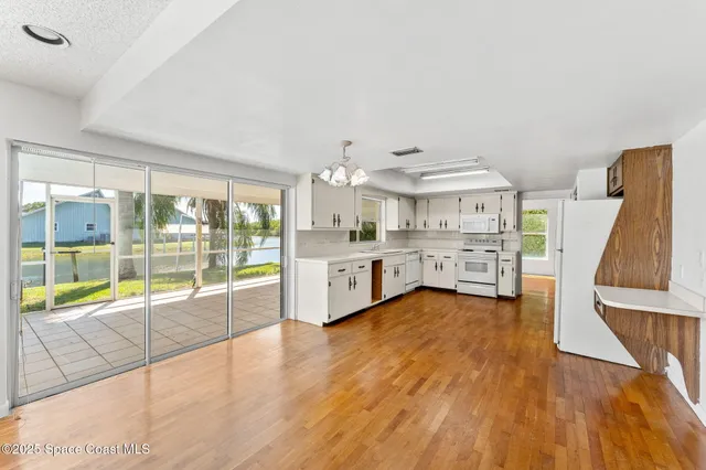 $1,150,000 | 695 Jackson Court, Satellite Beach, FL 32937