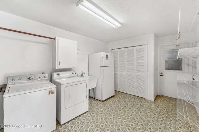 $1,050,000 | 695 Jackson Court, Satellite Beach, FL 32937