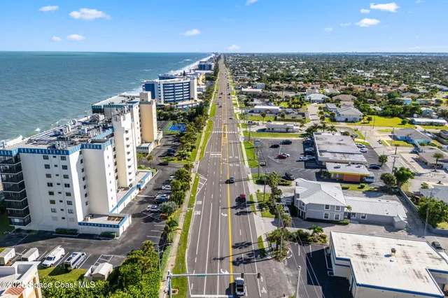 $1,050,000 | 695 Jackson Court, Satellite Beach, FL 32937