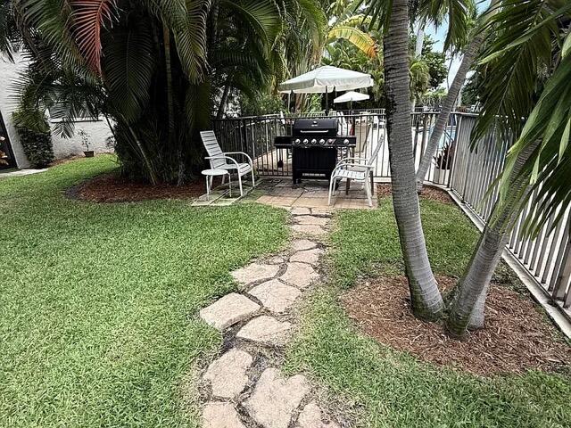 665 Enfield Street, Unit B18 Boca Raton, FL 33487 - Photo 19 of 22 0020