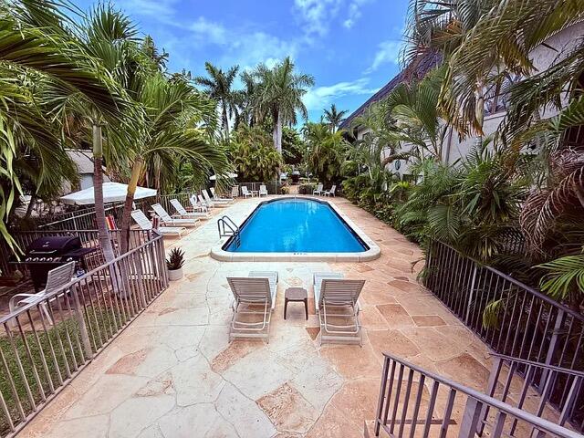 665 Enfield Street, Unit B18 Boca Raton, FL 33487 - Photo 20 of 22 0021