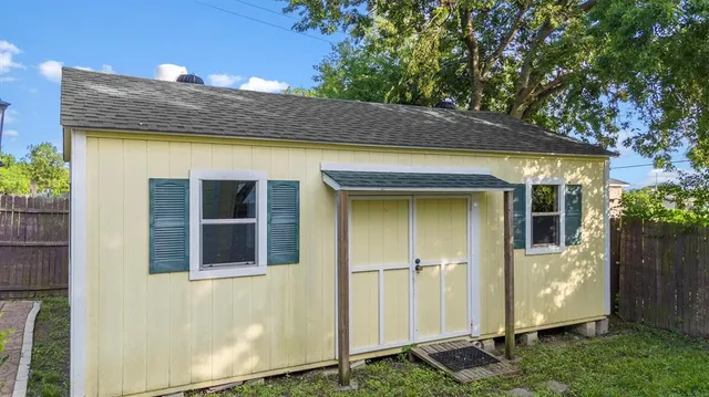 $299,900 | 5824 Boone Street, Sachse, TX 75048