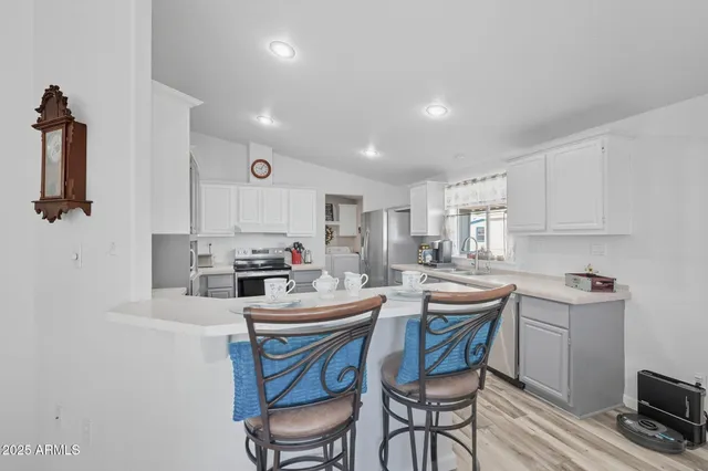 $127,900 | 3700 South Tomahawk Road, Unit 39, Apache Junction, AZ 85119