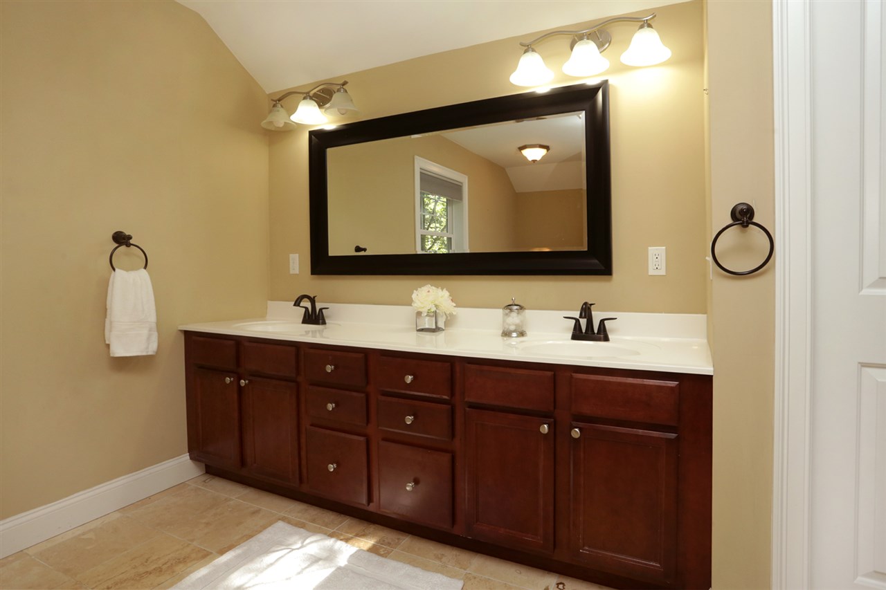 53 Mill Road North Hampton, NH 03862 - Photo 14 of 23