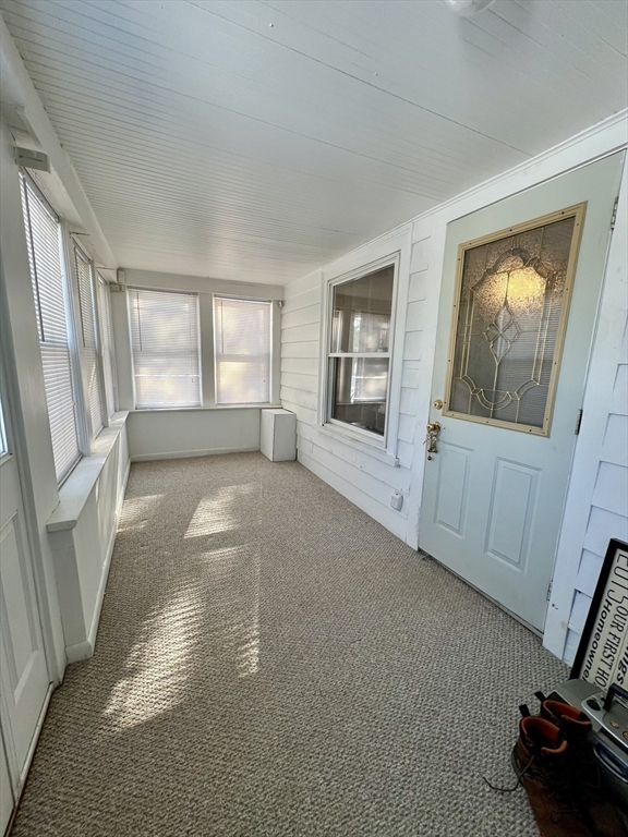 2 6th Avenue Dudley, MA 01571 - Photo 16 of 42