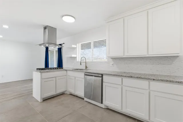 $2,500 | 864 Rainbow Trail, Grapevine, TX 76051