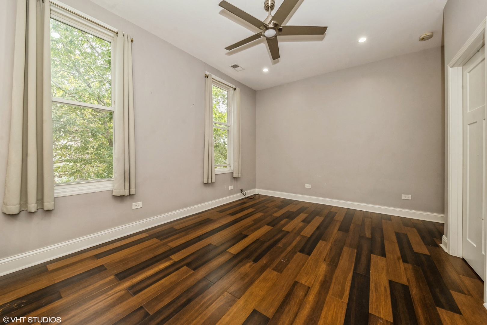 2734 West 18th Street, Unit 2R Chicago, IL 60608 - Photo 4 of 10 a view of a room with wooden floor and window