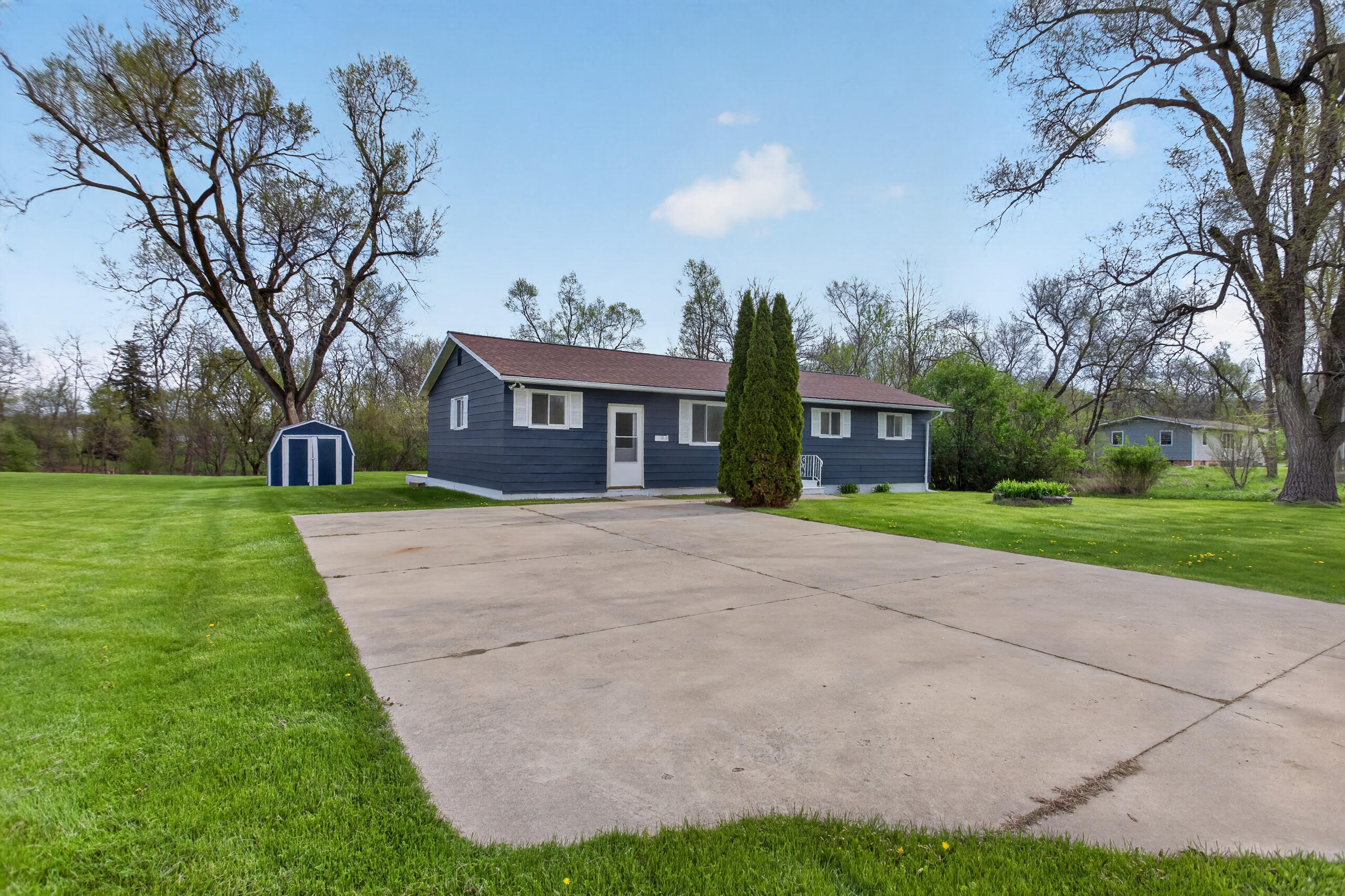 6040 Brooklyn Road Jackson, MI 49201 - Photo 15 of 44 001_0N0A6890