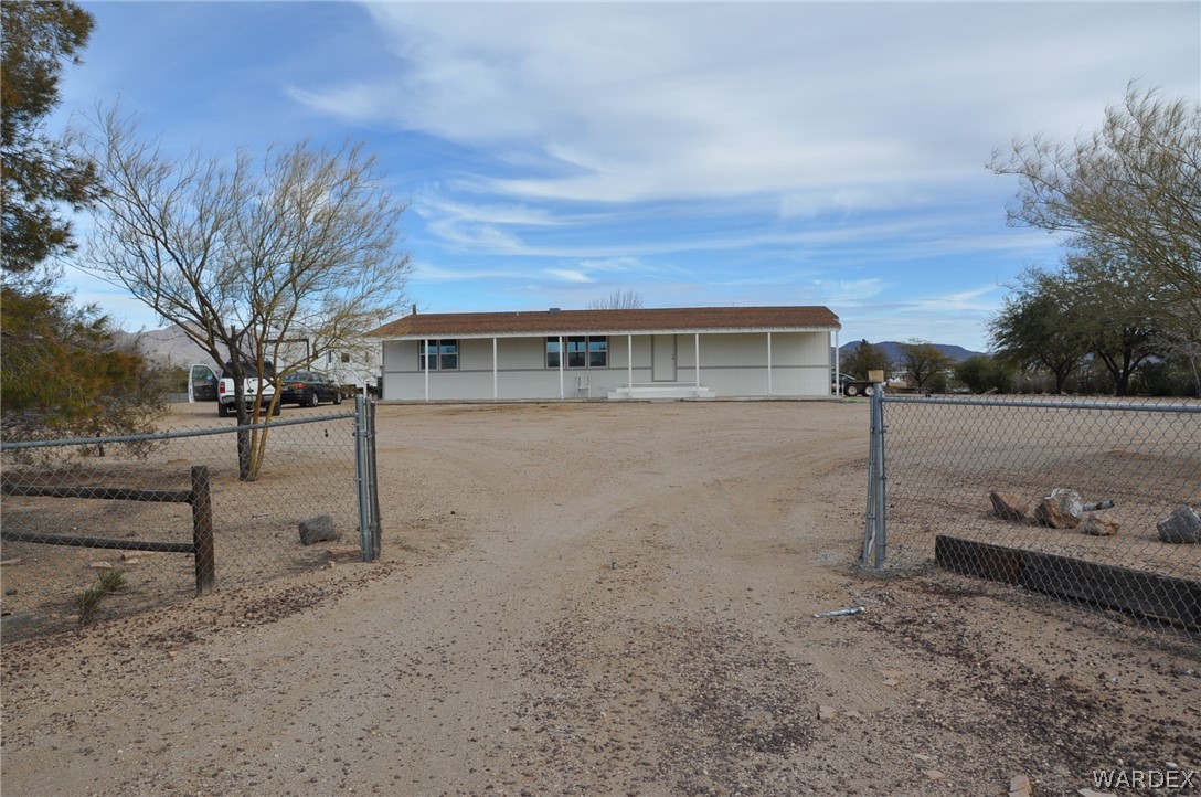3810 North Santa Maria Road Golden Valley, AZ 86413 - Photo 1 of 20 Gallery Image 1