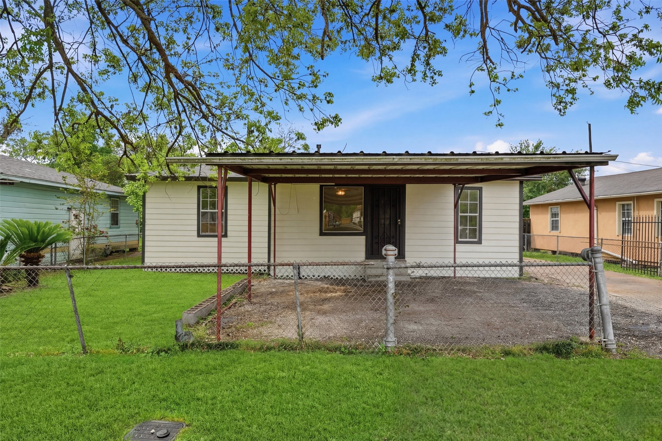 2914 Folger Street Houston, TX 77093 - Photo 2 of 29