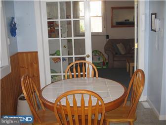 12211 Rambler Road Philadelphia, PA 19154 - Photo 3 of 6 Kitchen