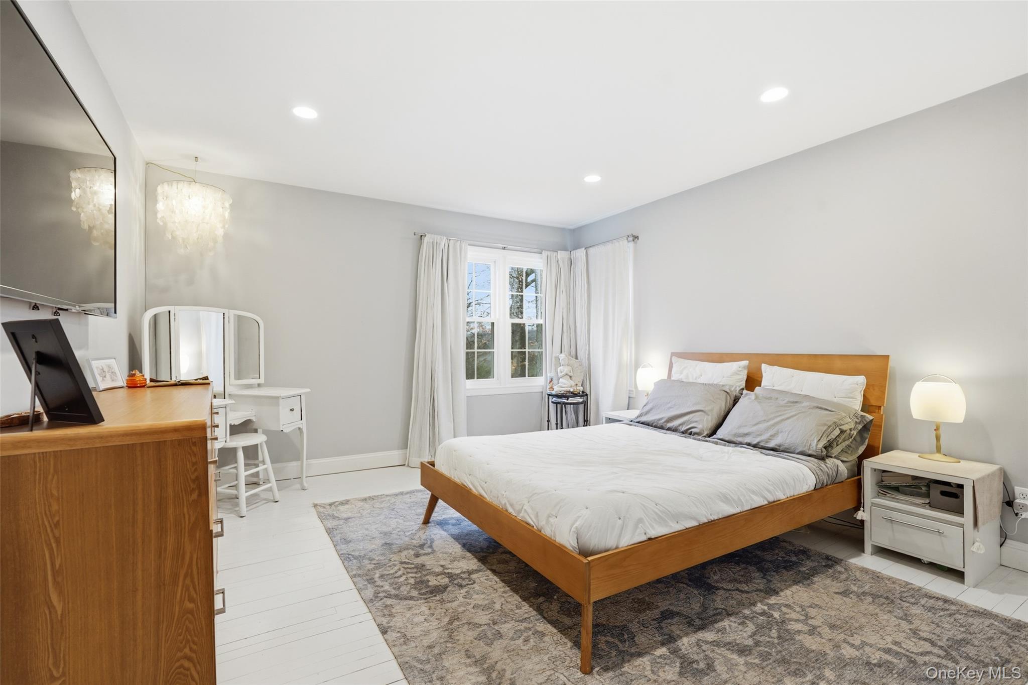 3 Mark Mead Road Cross River, NY 10518 - Photo 12 of 27 First floor bedroom