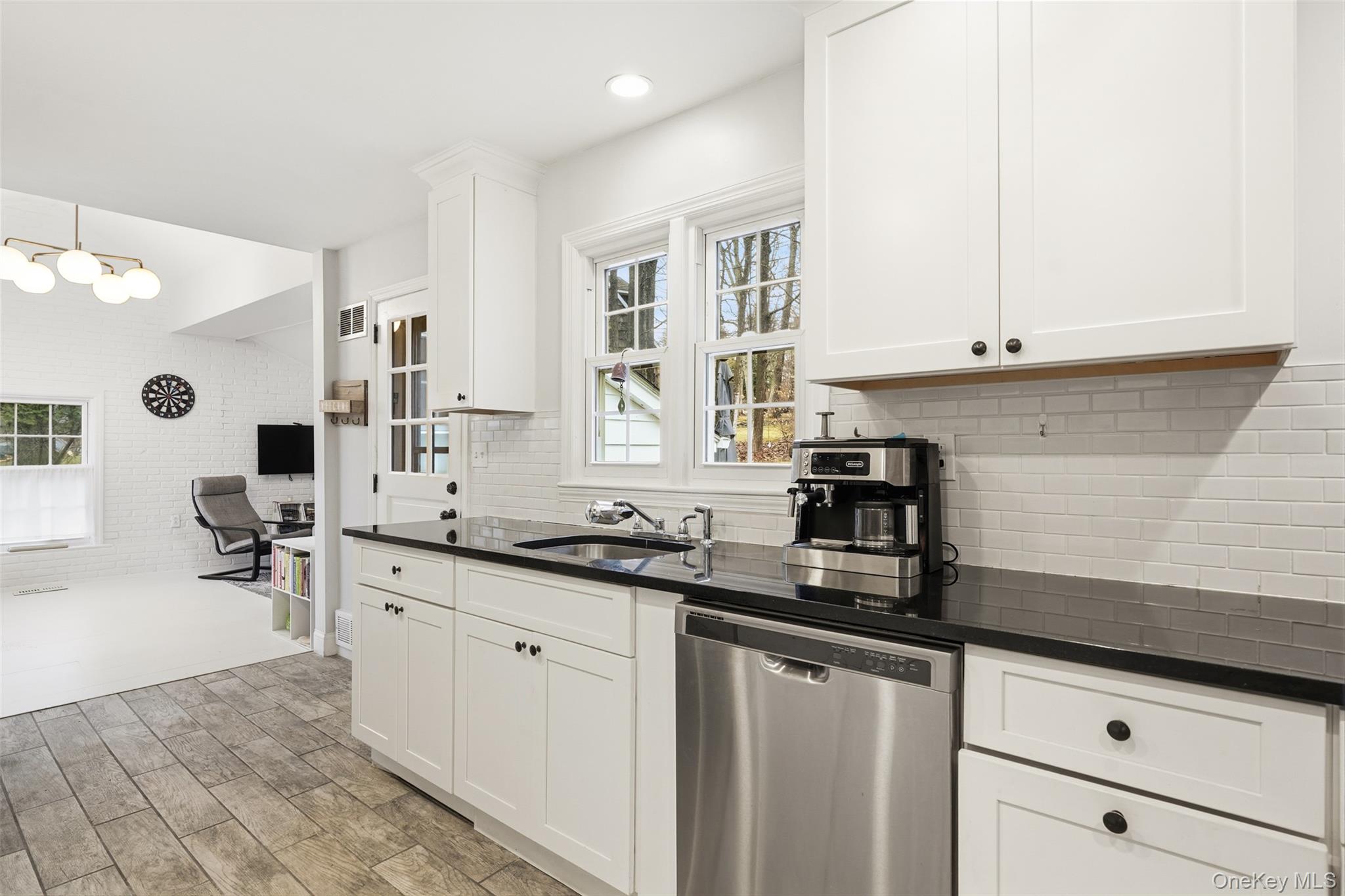 3 Mark Mead Road Cross River, NY 10518 - Photo 3 of 27 Updated kitchen open to family room and breakfast area