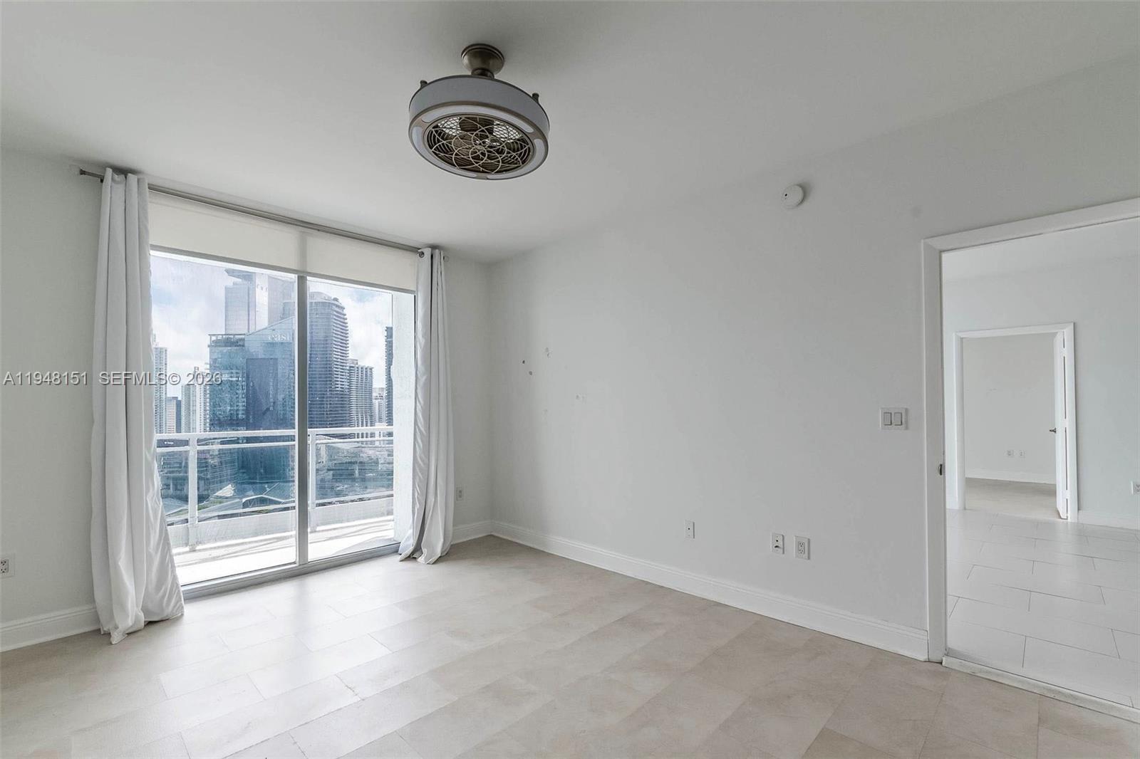 90 Southwest 3rd Street, Unit 3211 Miami, FL 33130 - Photo 12 of 18